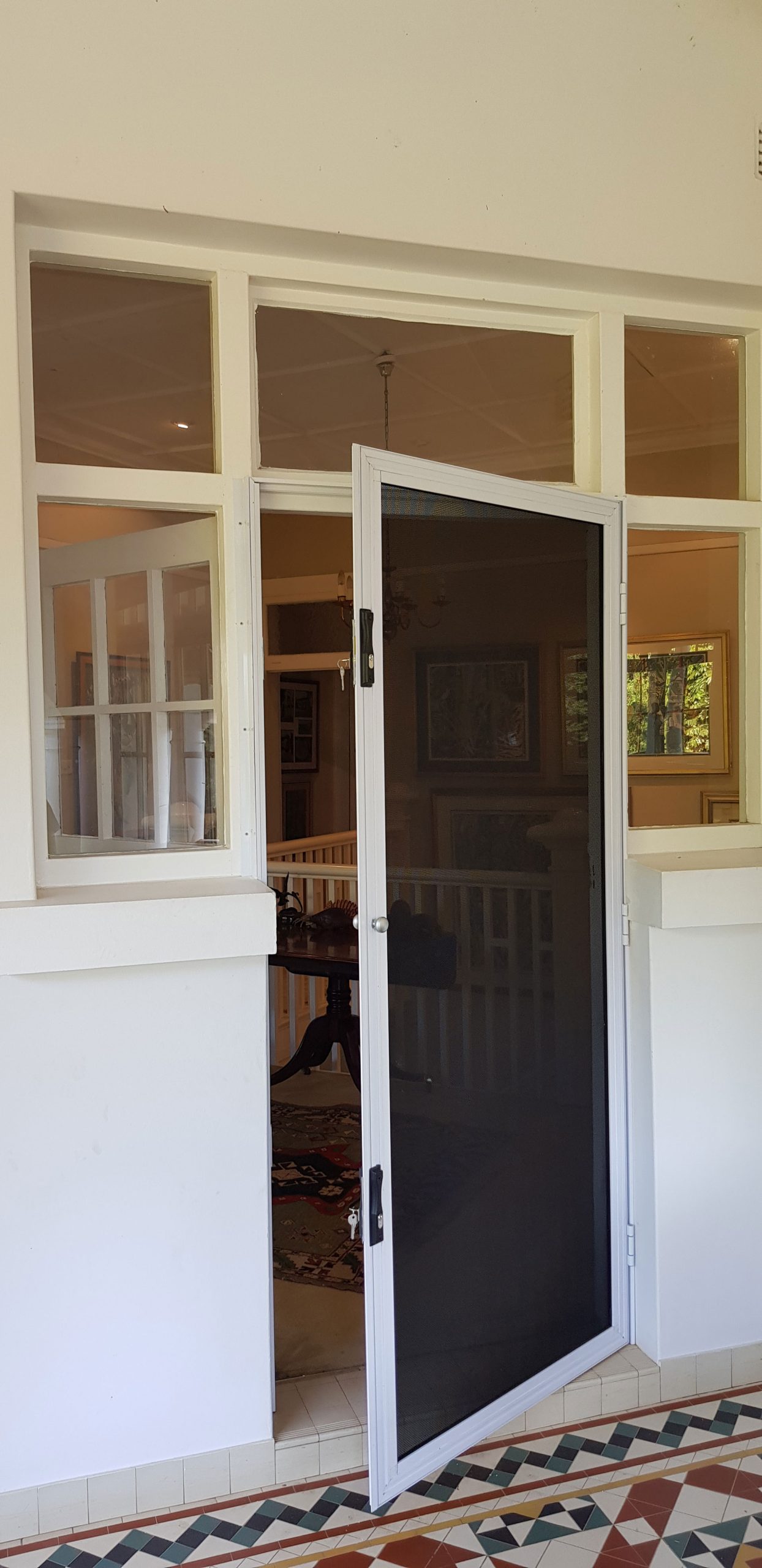 Security Screens - Image 8